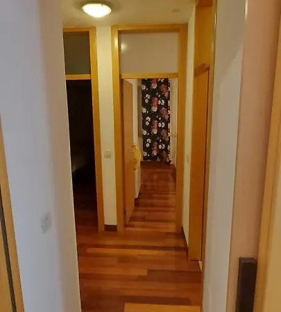 2br Apartment-next To Old Town-private Parking Appartamento Zara
