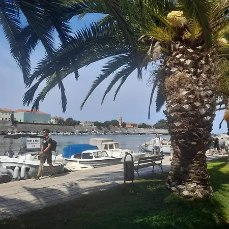 2br Apartment-next To Old Town-private Parking Zadar