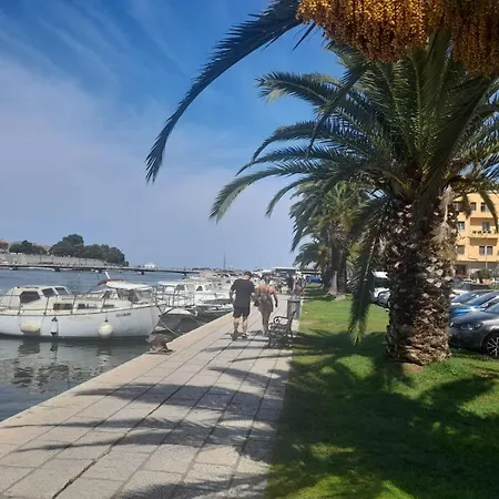 Appartamento 2br Apartment-next To Old Town-private Parking Zara