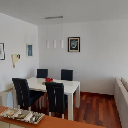Celestina Apartment